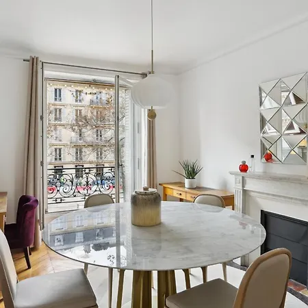 2 Bedroom Luxurious Apartment Next To Arc De Triumphe Paris Exterior photo